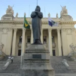 Concurso ALERJ 2025: comissão formada e 109 vagas previstas para níveis médio e superior