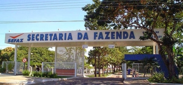 Novo Concurso Sefaz GO 2025: 300 vagas e salário inicial acima de R$ 32 mil!